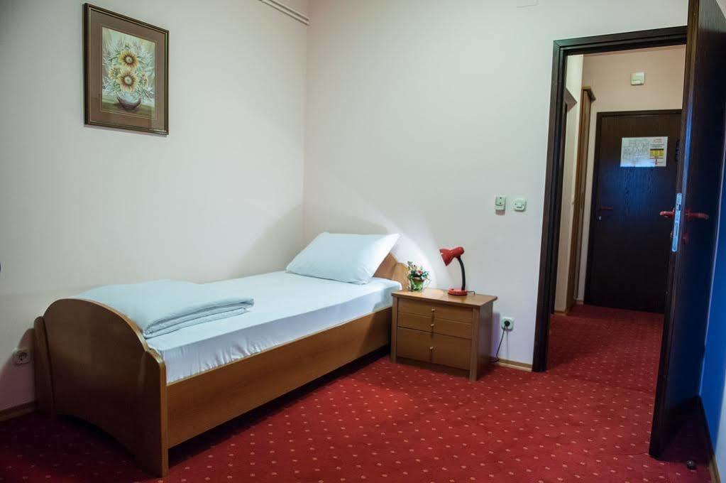 Hotel Europa Zagreb Buitenkant foto